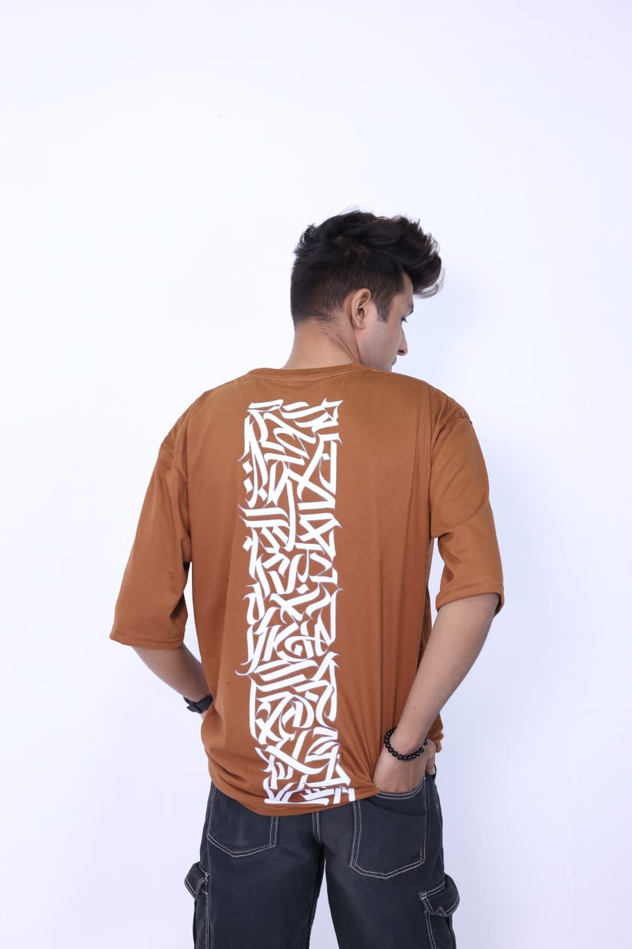 Calligraphy drop shoulder in brown colour